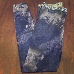 champion // M // fleece lined leggings